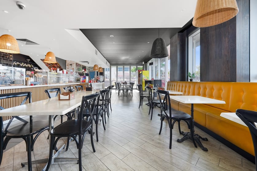 Click to view all images Unit 20/94 Abbott Road Hallam VIC 3803 - Image 2