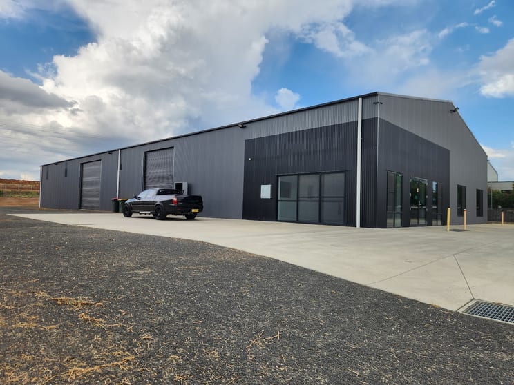 Click to view all images 7 Michigan Road Kelso NSW 2795 - Image 1