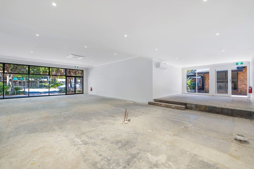 Click to view all images 10 & 14/331-335 Barrenjoey Road Newport NSW 2106 - Image 3