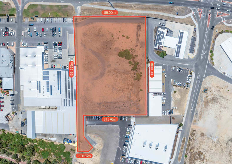 Click to view all images 1379 Wanneroo Road Wanneroo WA 6065 - Image 2