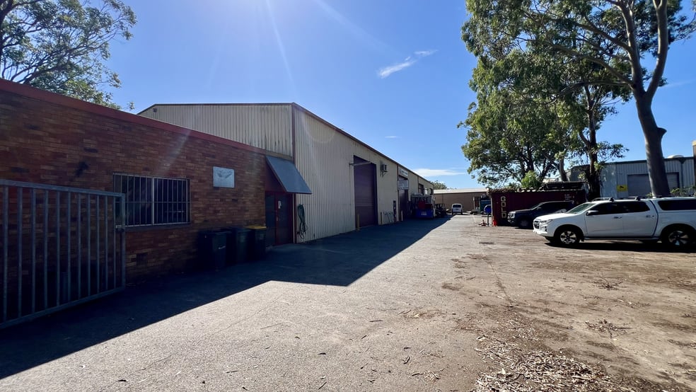 Click to view all images 1 Apprentice Drive Berkeley Vale NSW 2261 - Image 2