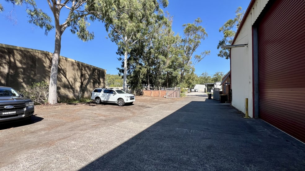 Click to view all images 1 Apprentice Drive Berkeley Vale NSW 2261 - Image 3