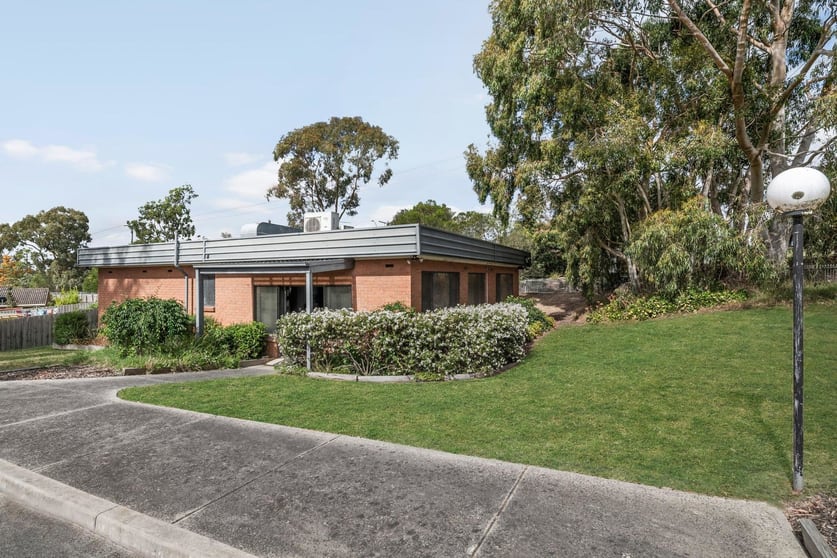 Click to view all images 427-429 Porter Street Templestowe VIC 3106 - Image 2