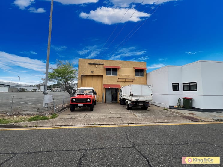 Click to view all images 15 Jobson Street Albion QLD 4010 - Image 1