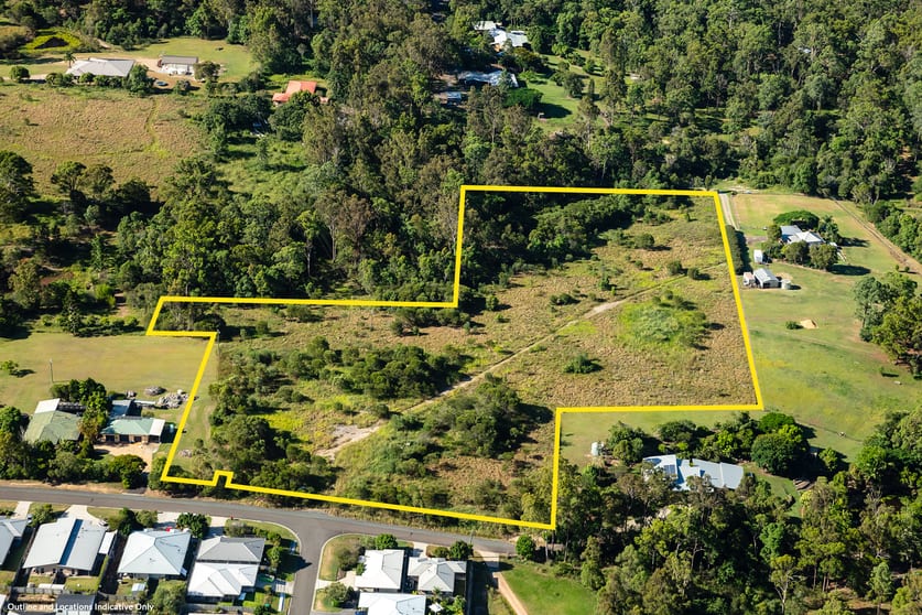 Click to view all images 28 Gum Tree Road Araluen QLD 4570 - Image 2