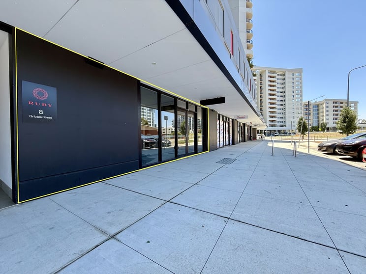 Click to view all images Unit 186, 8 Gribble Street Gungahlin ACT 2912 - Image 3