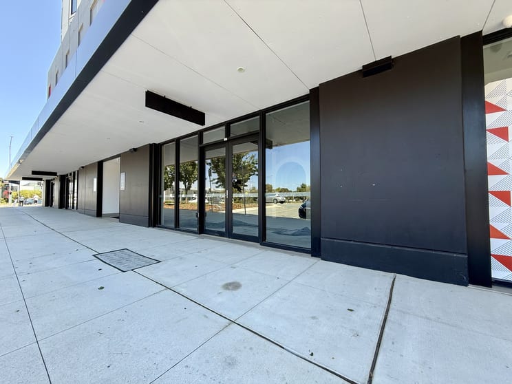 Click to view all images Unit 186, 8 Gribble Street Gungahlin ACT 2912 - Image 2