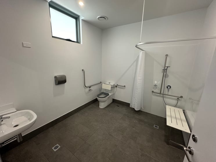 Click to view all images 13/21 Doyle Avenue Unanderra NSW 2526 - Image 3