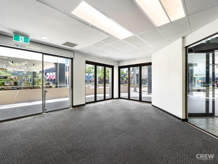 Click to view all images L13/3142 Surfers Paradise Boulevard Surfers Paradise QLD 4217 - Image 1