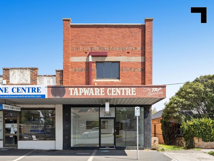 Click to view all images 248 Centre Road Bentleigh VIC 3204 - Image 2