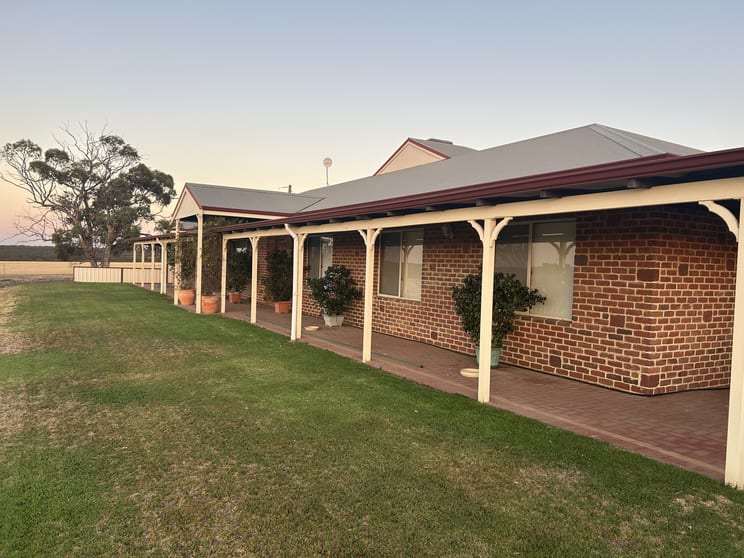 16111 Goldfields Road Merredin WA 6415 - Image 2