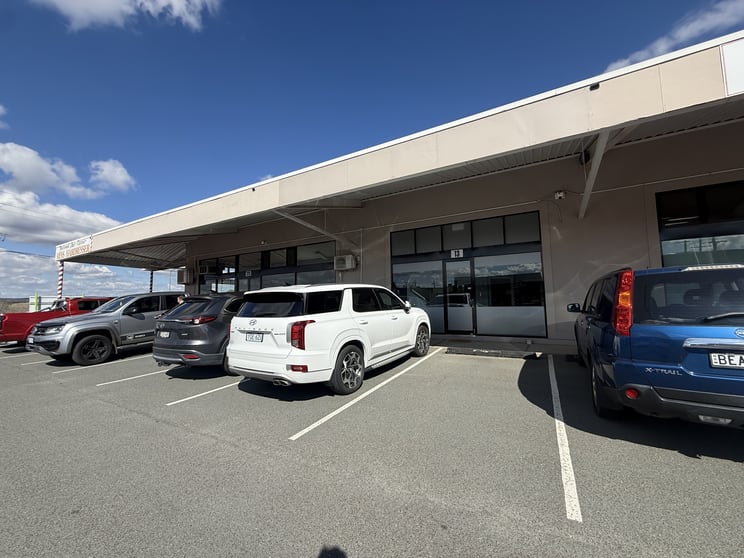 Click to view all images Unit 13/41-45 Tennant Street Fyshwick ACT 2609 - Image 2