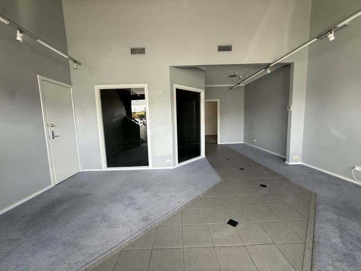 Click to view all images Unit 13/41-45 Tennant Street Fyshwick ACT 2609 - Image 3