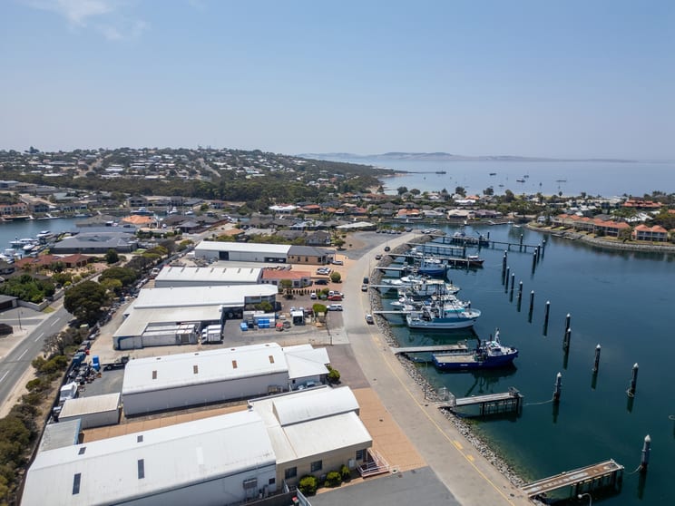 Click to view all images 21 North Quay Boulevard Port Lincoln SA 5606 - Image 3