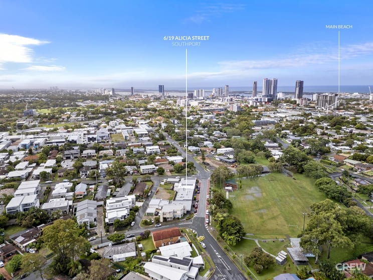 Click to view all images 6/19 Alicia Street Southport QLD 4215 - Image 1