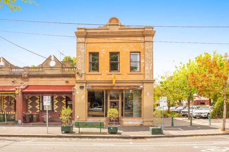Click to view all images 320 Rathdowne Street Carlton North VIC 3054 - Image 2