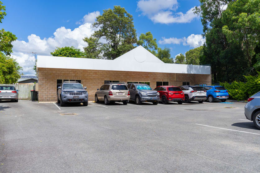 Click to view all images 51 Progress Road Burpengary QLD 4505 - Image 3