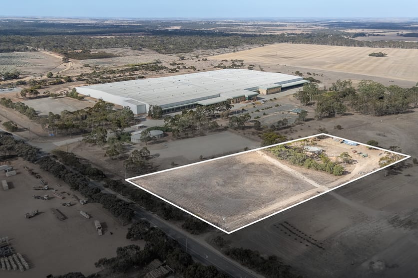 Click to view all images 115 Ferries McDonald Road Monarto South SA 5254 - Image 1