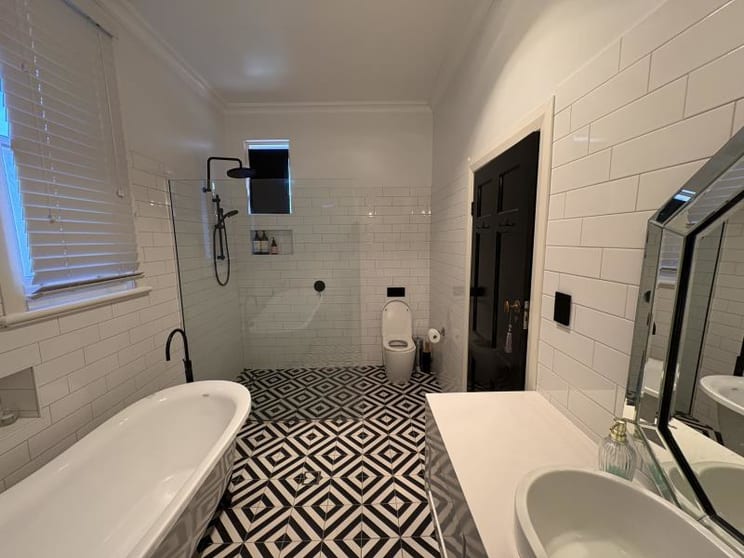 Click to view all images 109 Fitzmaurice Street/109 Fitzmaurice Street Wagga Wagga NSW 2650 - Image 2