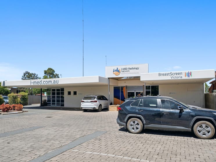 Click to view all images 104-108 Nixon Street Shepparton VIC 3630 - Image 1