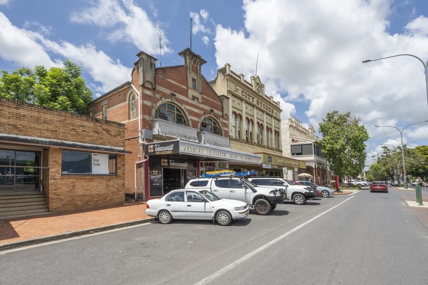 Click to view all images 27 Skinner Street South Grafton NSW 2460 - Image 2