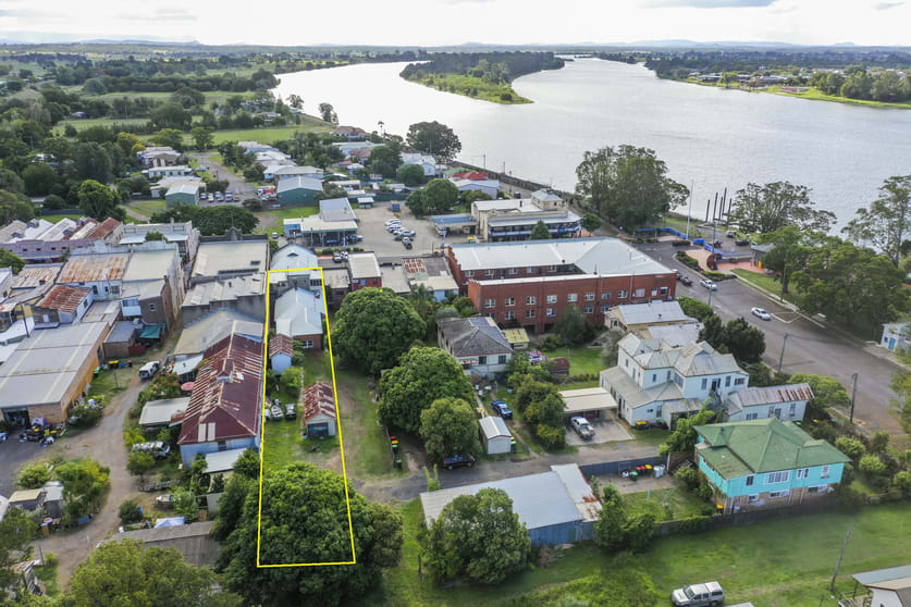 Click to view all images 27 Skinner Street South Grafton NSW 2460 - Image 3