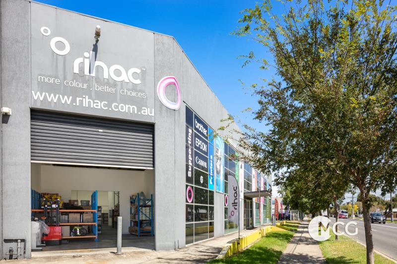 Click to view all images 1/72-80 Hampstead Road Maidstone VIC 3012 - Image 2