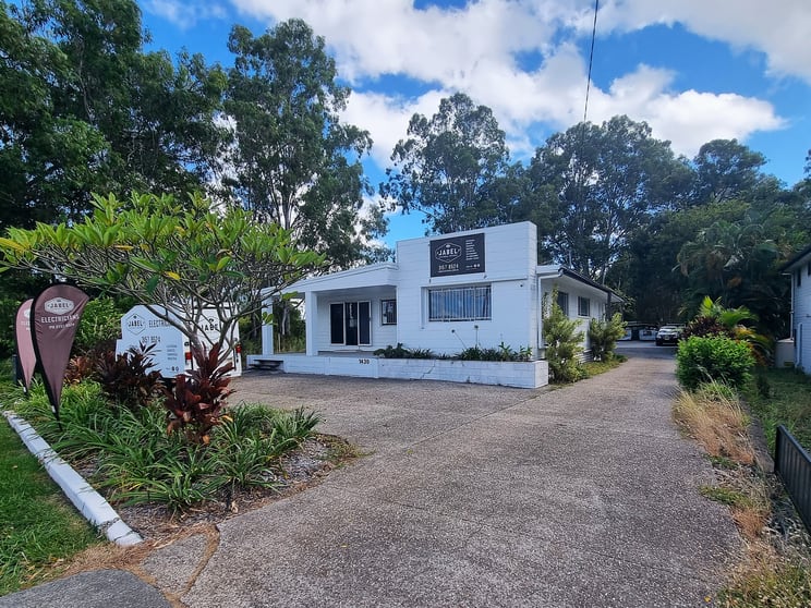 Click to view all images 1430 Wynnum Road Tingalpa QLD 4173 - Image 1