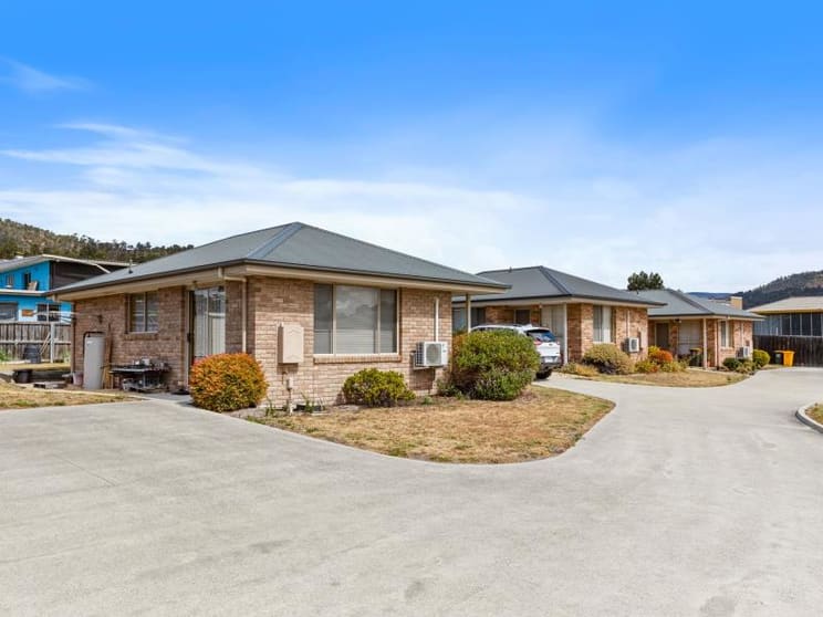Click to view all images 60 Lower Road New Norfolk TAS 7140 - Image 3