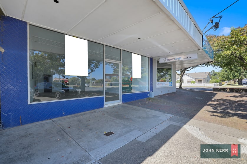 Click to view all images 19 Fowler Street Moe VIC 3825 - Image 1