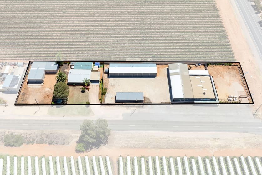 Click to view all images 6 Thelma Road Barmera SA 5345 - Image 3