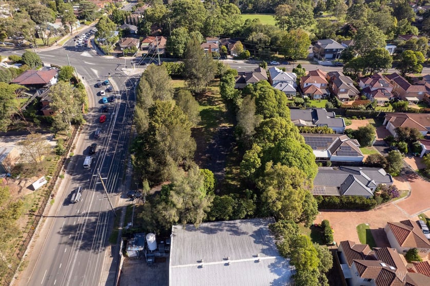 Click to view all images 38 Duffy Avenue Thornleigh NSW 2120 - Image 2