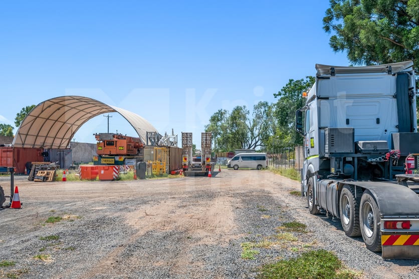 Multi-tenanted Industrial/Lot 9 Douglas St Emerald QLD 4720 - Image 2