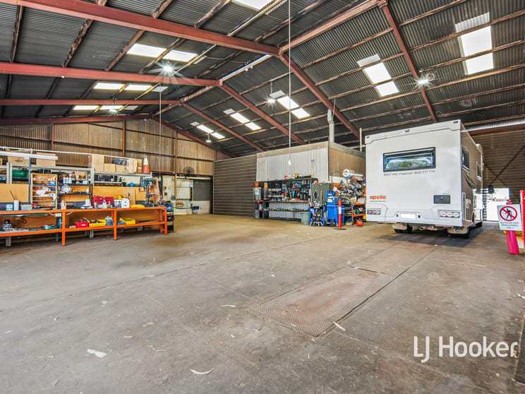 Click to view all images 220 Stuart Highway Braitling NT 0870 - Image 2