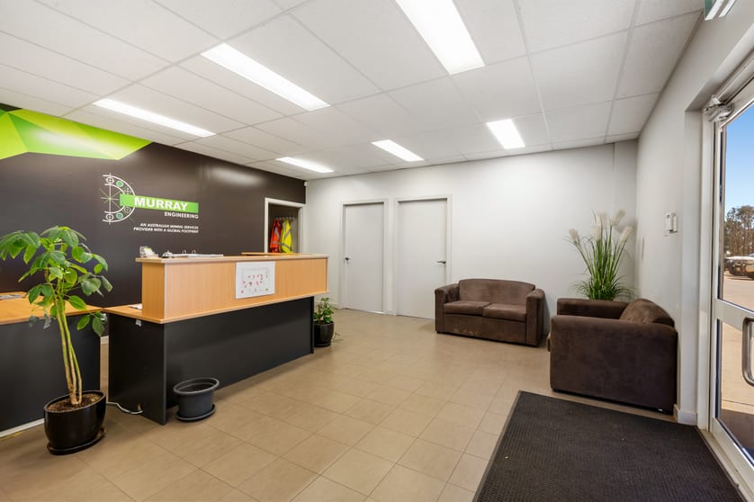 Click to view all images 48 Kakarra Road West Kalgoorlie WA 6430 - Image 2