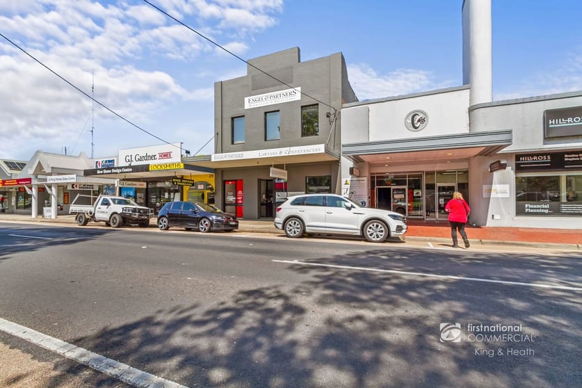 Click to view all images 107 Main Street Bairnsdale VIC 3875 - Image 1