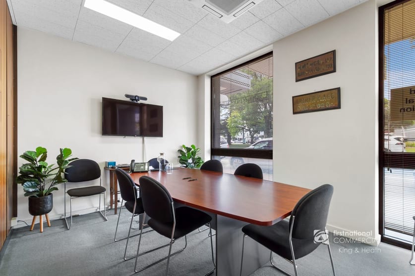 Click to view all images 107 Main Street Bairnsdale VIC 3875 - Image 3