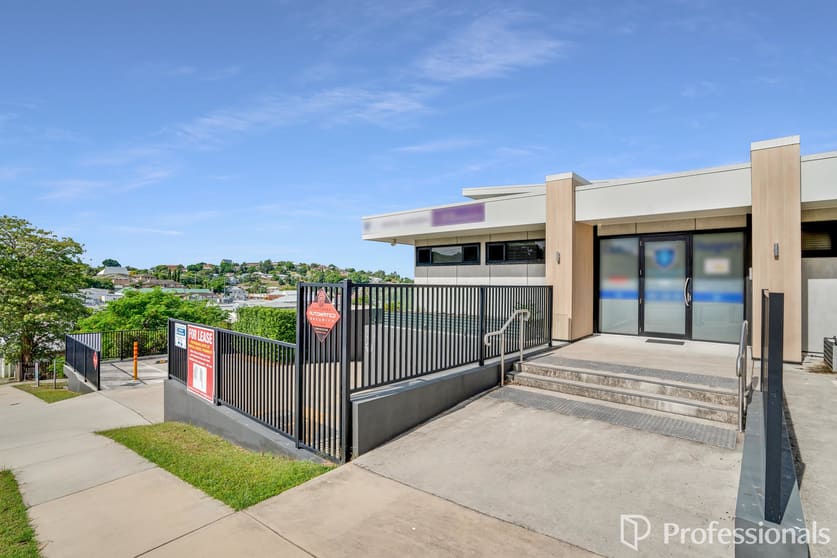 Click to view all images 34 O'Connell Street Gympie QLD 4570 - Image 2