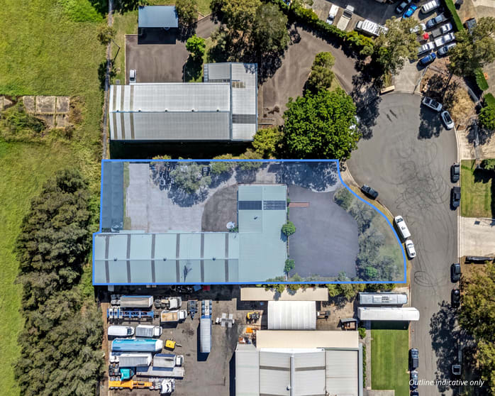 Click to view all images 24 Bosci Road Ingleburn NSW 2565 - Image 2