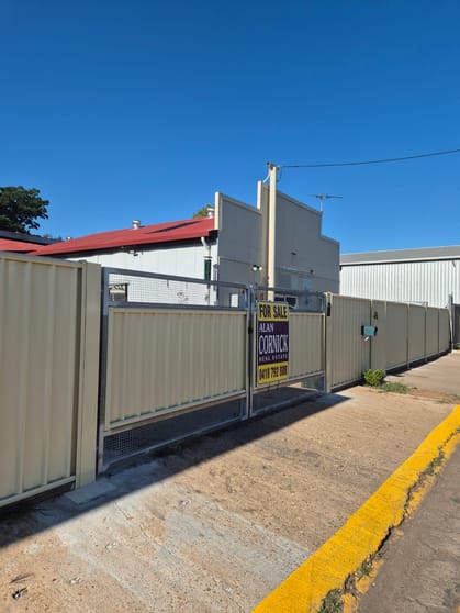 Click to view all images 6 Topaz Street Emerald QLD 4720 - Image 2
