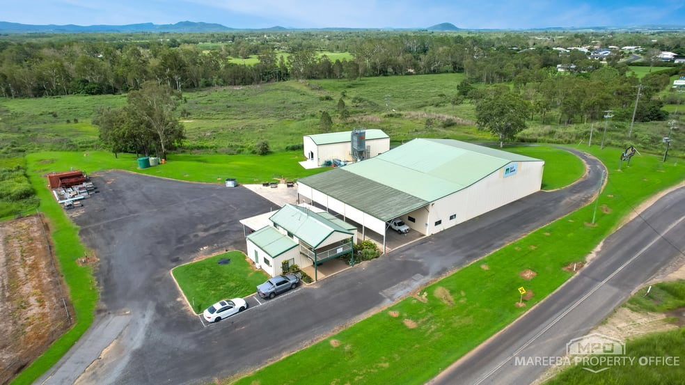 Click to view all images 24 Tinaroo Creek Road Mareeba QLD 4880 - Image 2