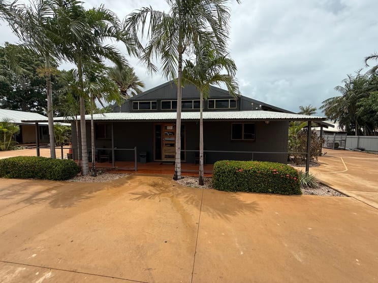 Click to view all images 49 Blackman Street Broome WA 6725 - Image 2