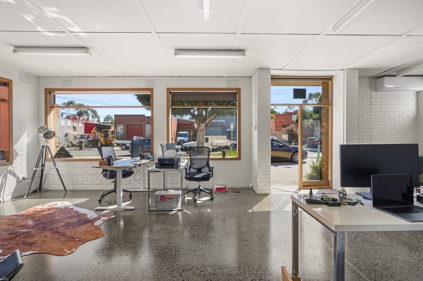 39 Henderson Road Clayton VIC 3168 - Image 3
