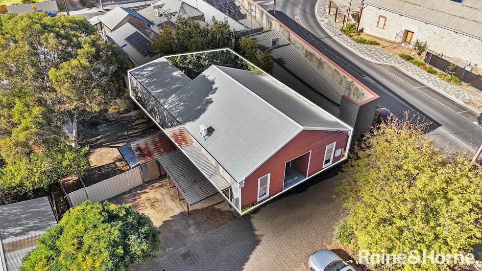Click to view all images 8A Sunter Street Strathalbyn SA 5255 - Image 1