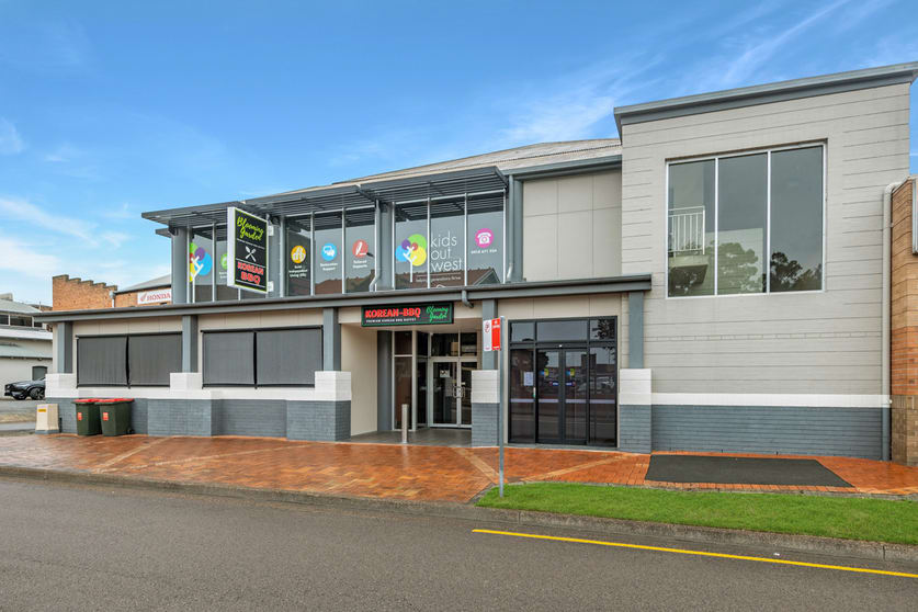 Click to view all images 1A Ken Tubman Drive Maitland NSW 2320 - Image 1