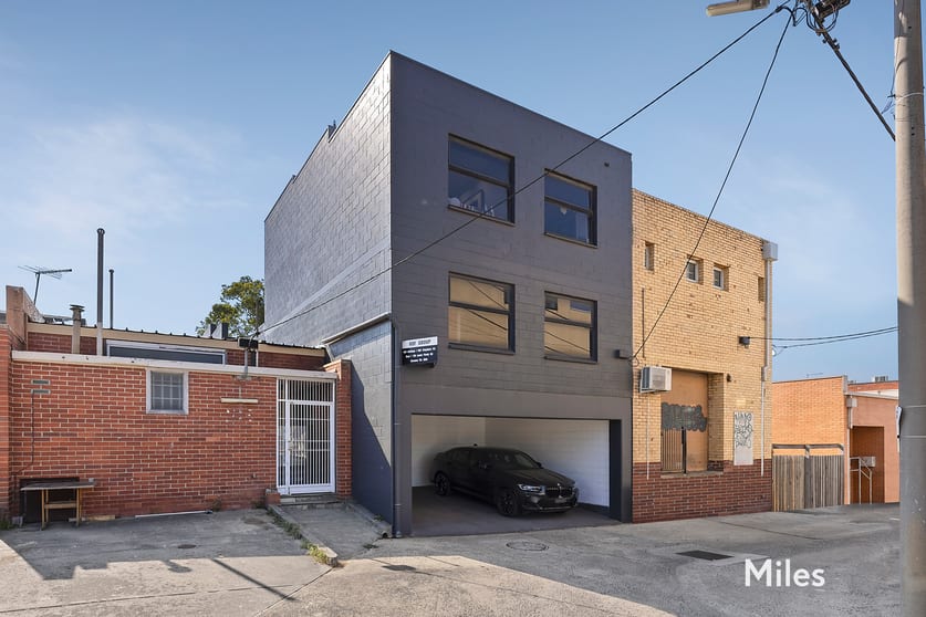 Click to view all images Rear/106 Lower Plenty Road Rosanna VIC 3084 - Image 1