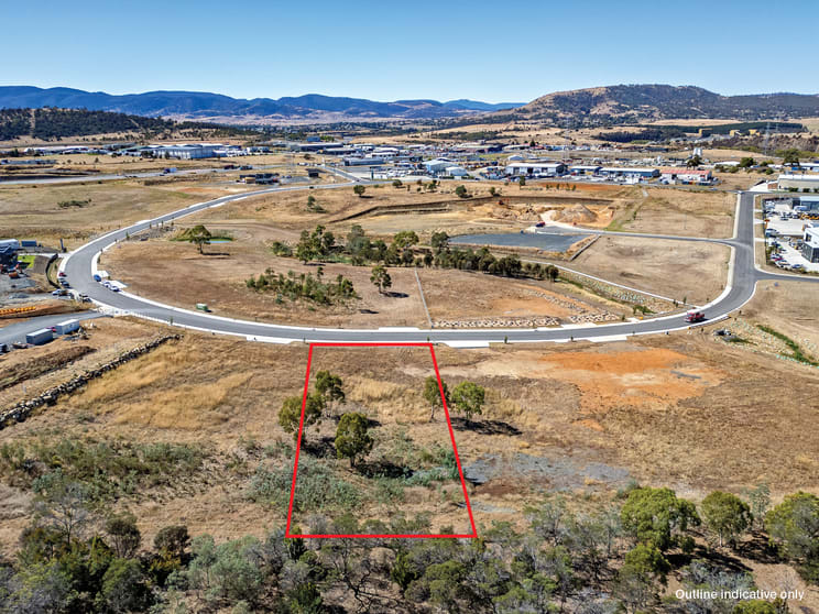 Click to view all images 11 Lukaarlia Drive Bridgewater TAS 7030 - Image 2