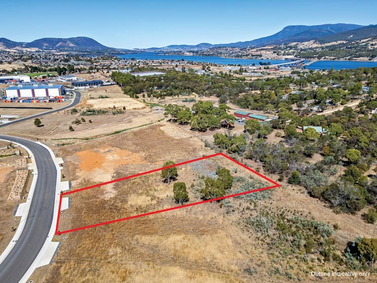 Click to view all images 11 Lukaarlia Drive Bridgewater TAS 7030 - Image 3