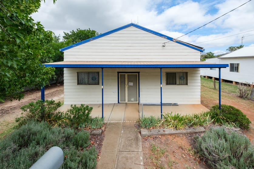 10 Goddard Street Coolah NSW 2843 - Image 1