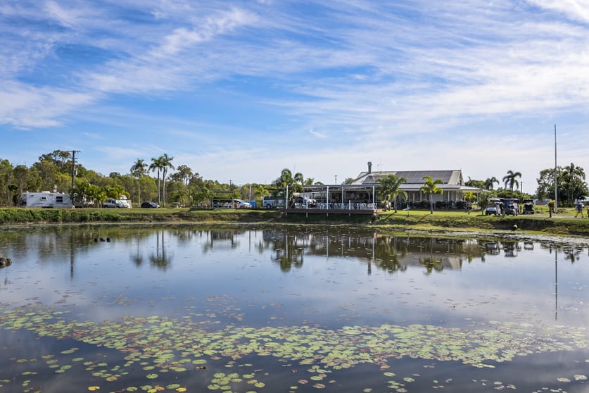 Click to view all images 114 Mystic Avenue Balgal Beach QLD 4816 - Image 3